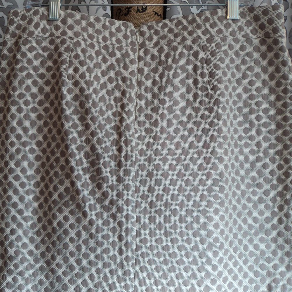 Patterned Skirt - Picture 6 of 6